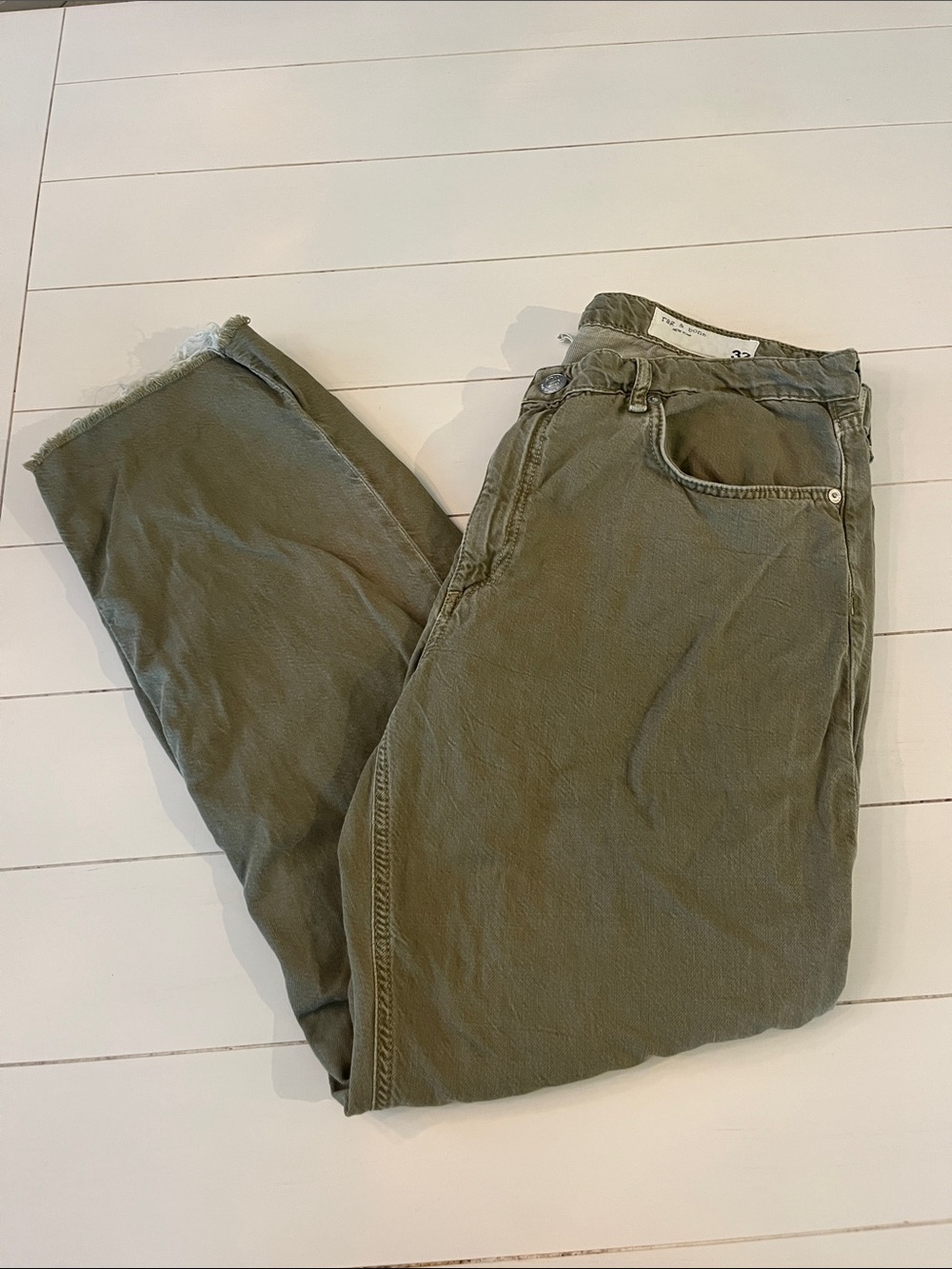 rag & bone Women's featherweight Relaxed Olive Green Jeans